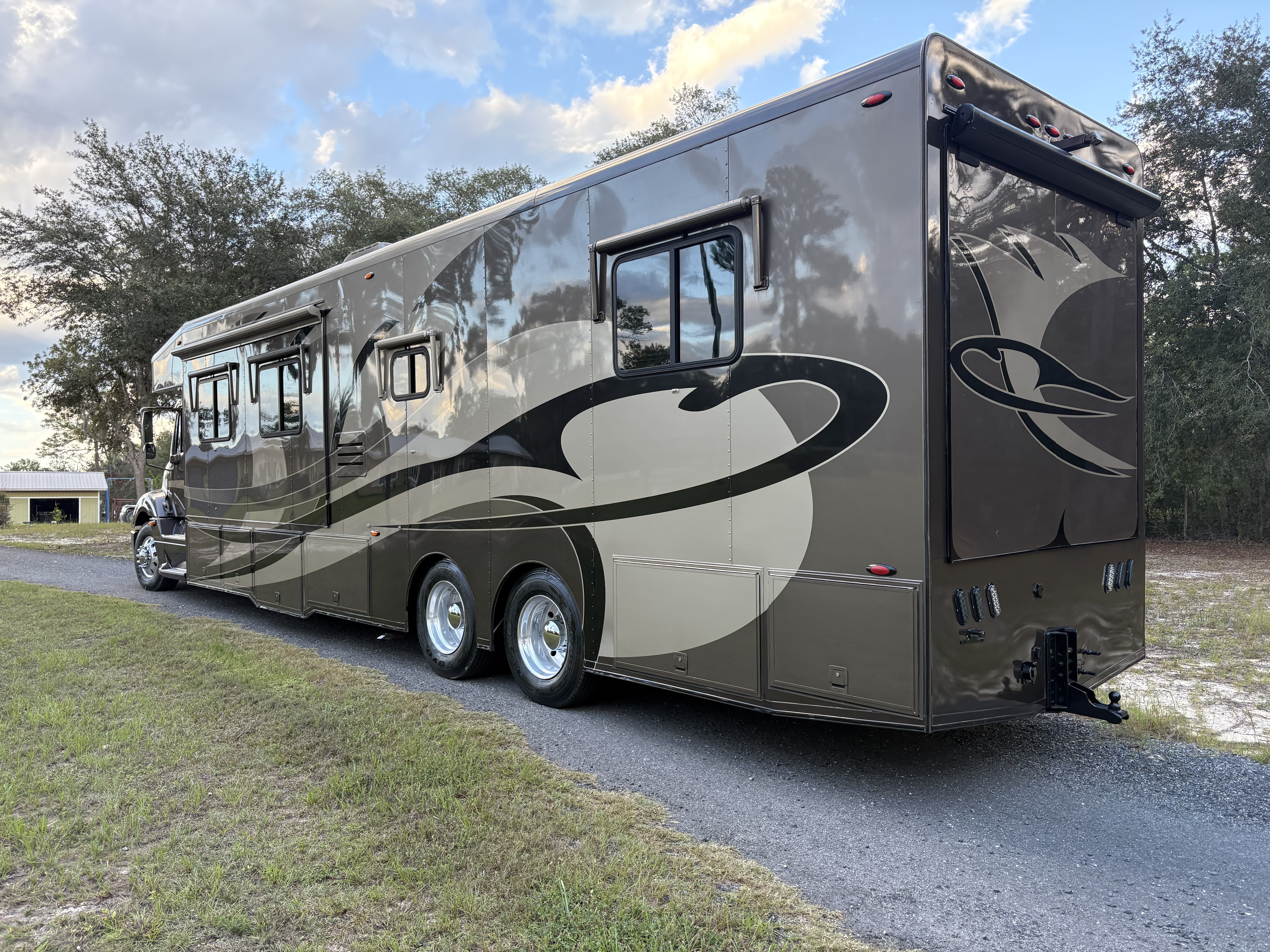 Used 2007 NRC 45' Motorcoach